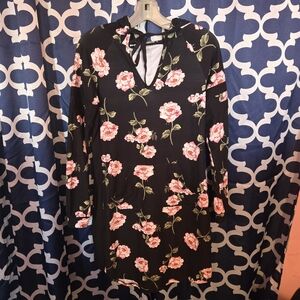 Floral Black Dress/Tunic Size Large (11/13)